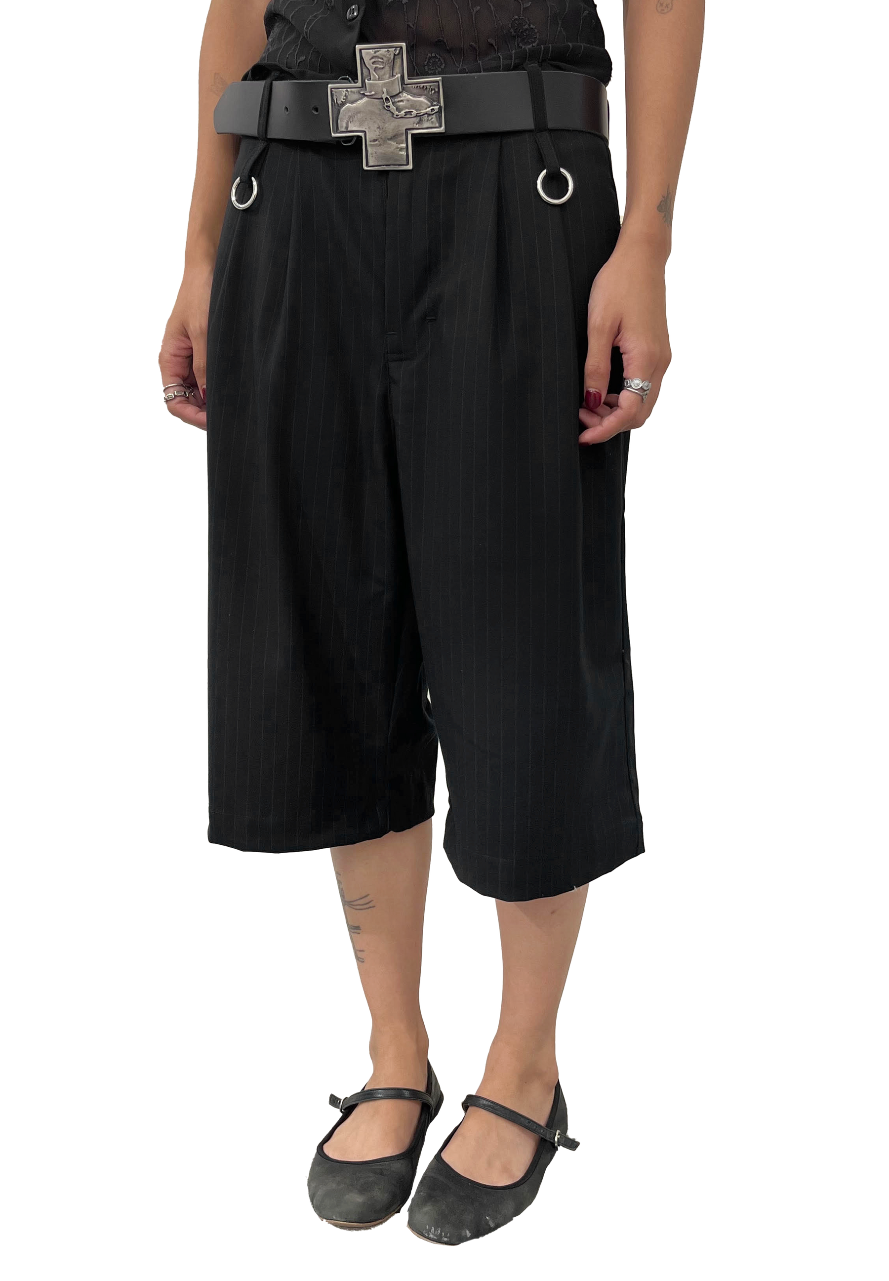 MOBSTER SHORTS [PINSTRIPE BLACK]