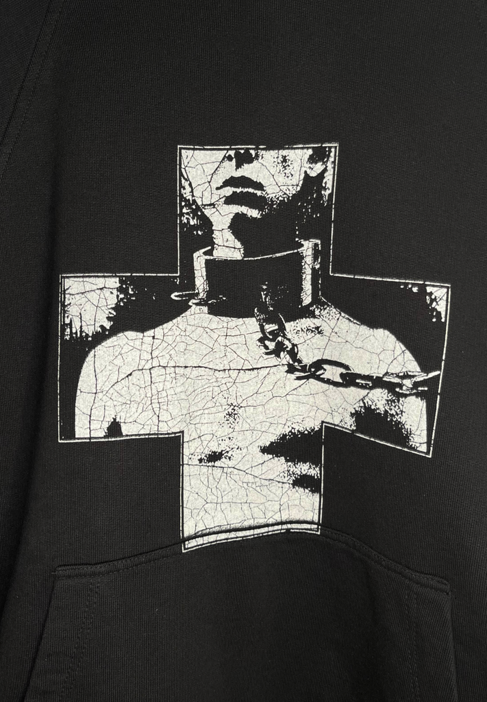 CHAINED V3